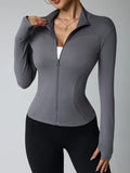Jaqueta fitness feminina, blusa justa de secagem rápida, edição outono 2026, manga comprida com gola alta e proteção solar, ideal para Pilates e esportes.