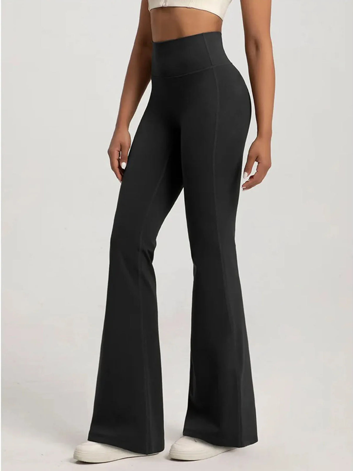Calça boca de sino