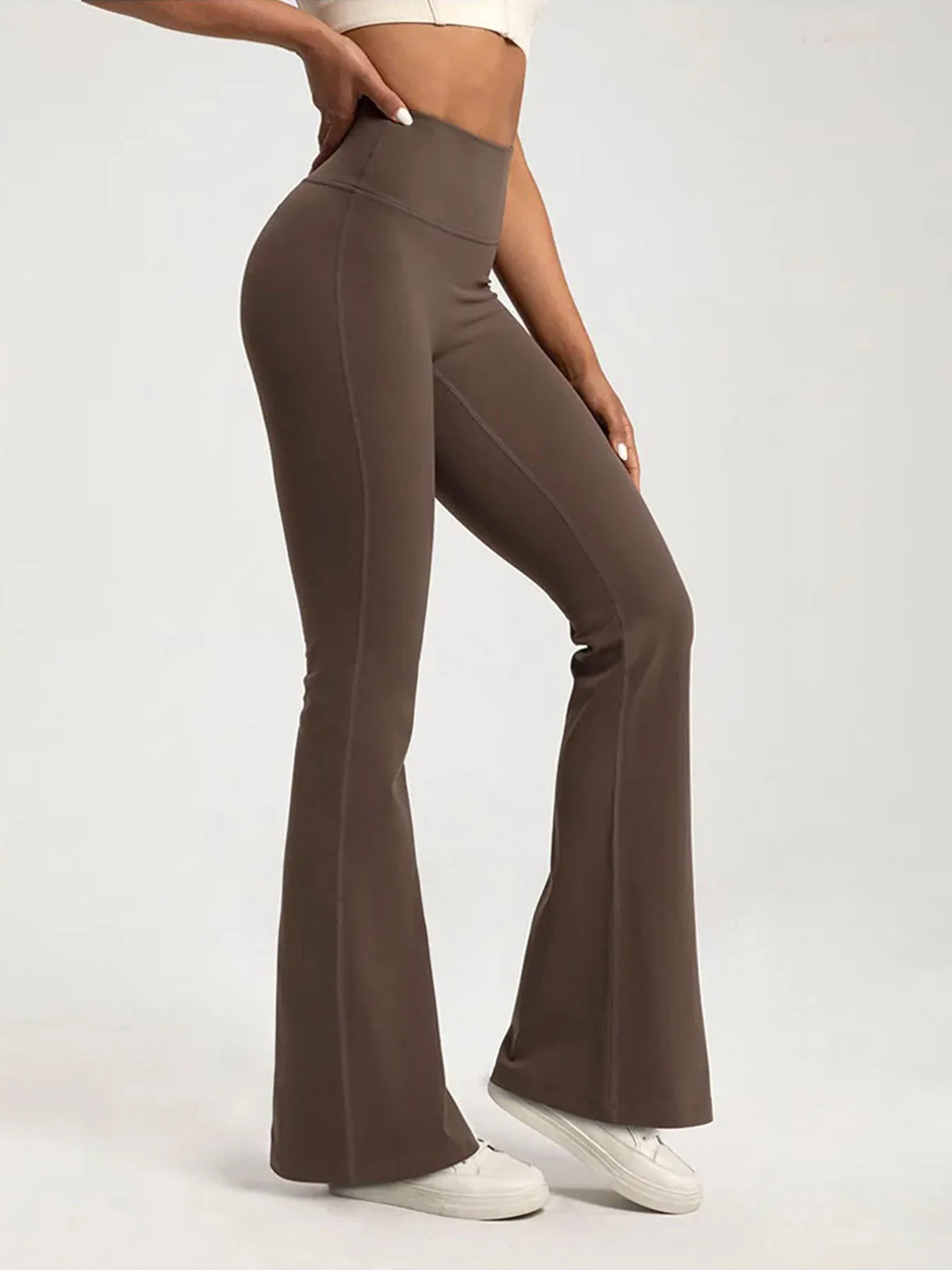 Calça boca de sino